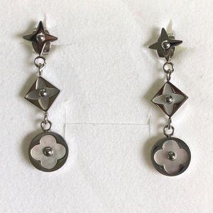 Mother of Pearl flower Star Blossom Drop earrings